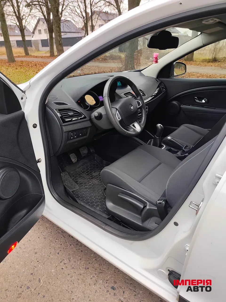 Renault Megane - фото 28