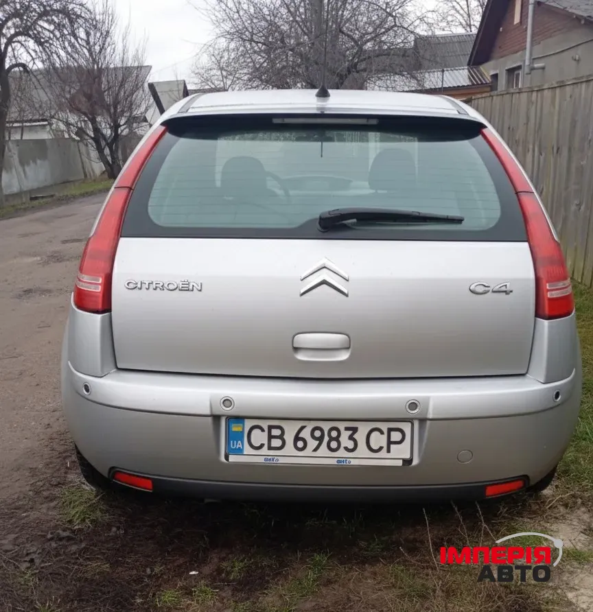 Citroen C4 - фото 6