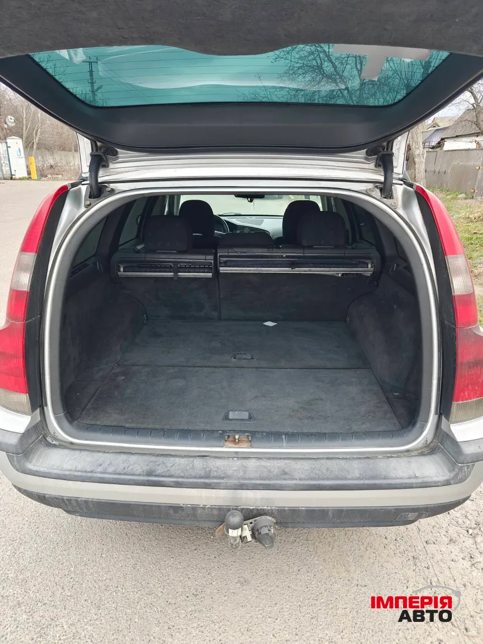 Volvo V70 - фото 4