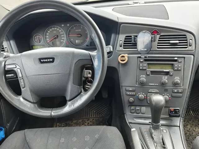Volvo V70 - фото 5