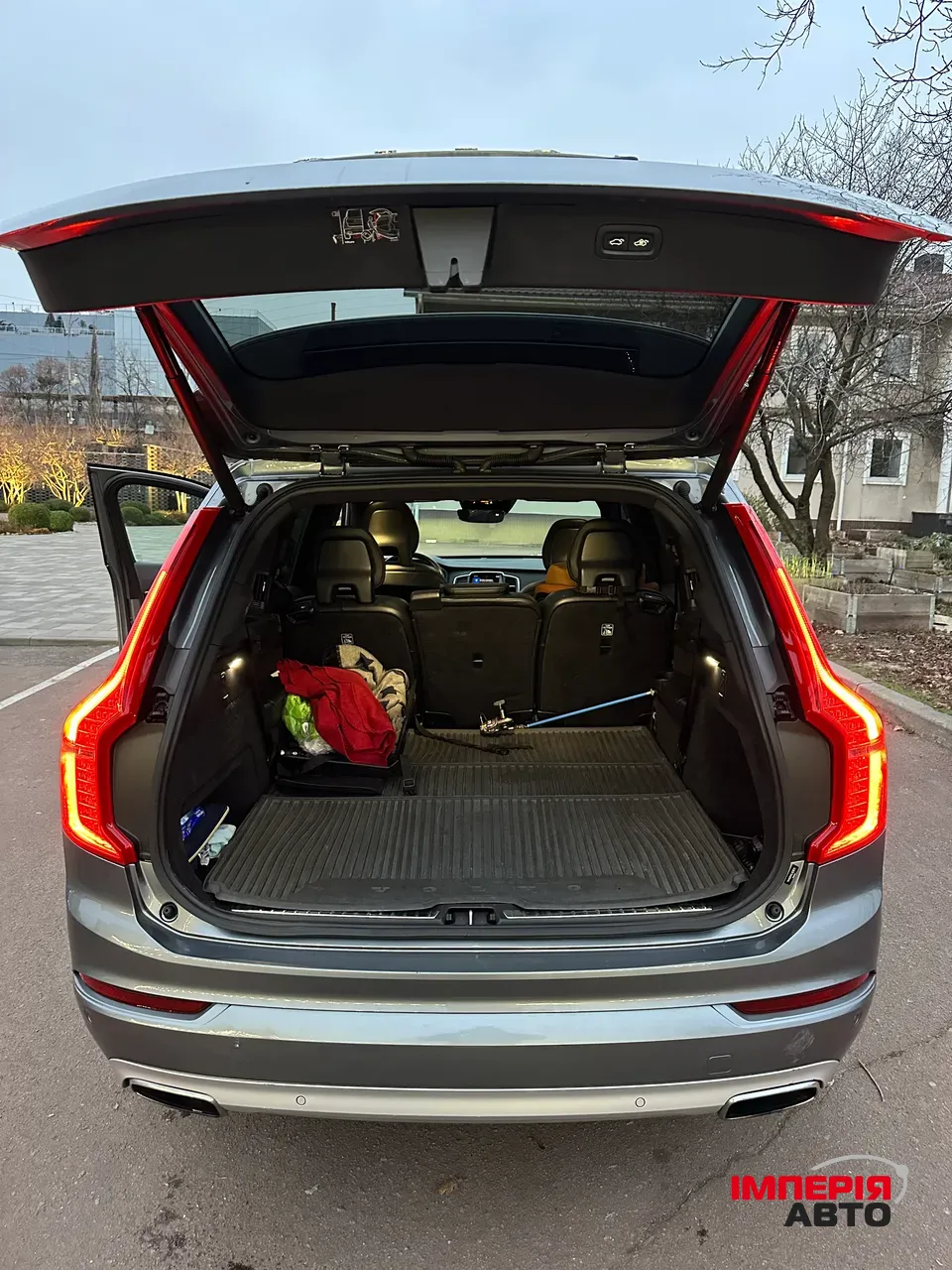 Volvo XC90 - фото 19