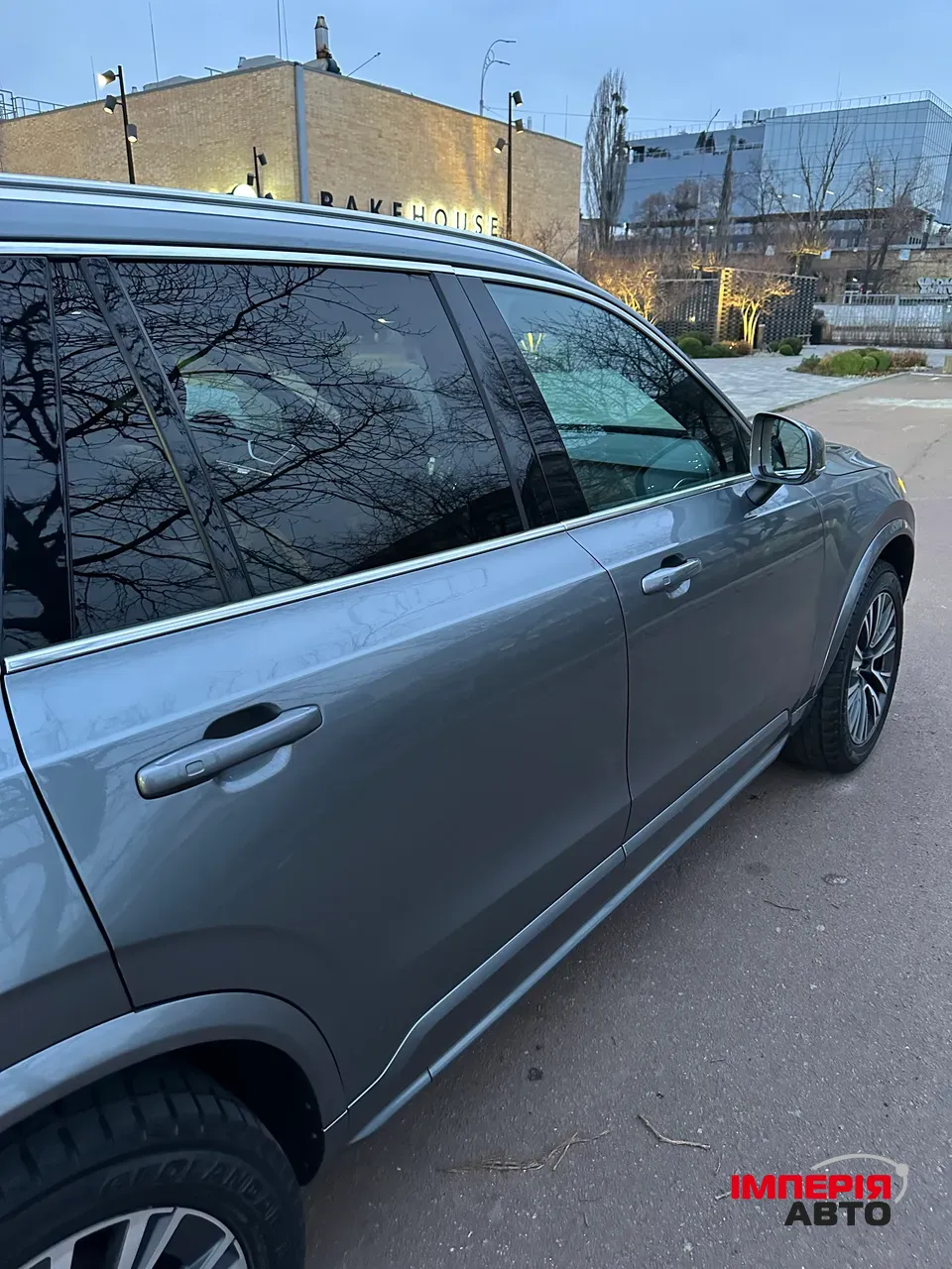 Volvo XC90 - фото 7