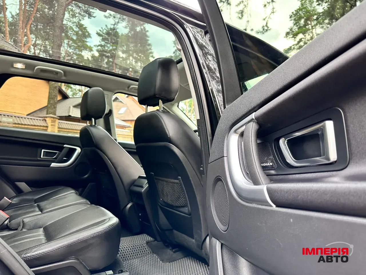 Land Rover Discovery Sport - фото 16