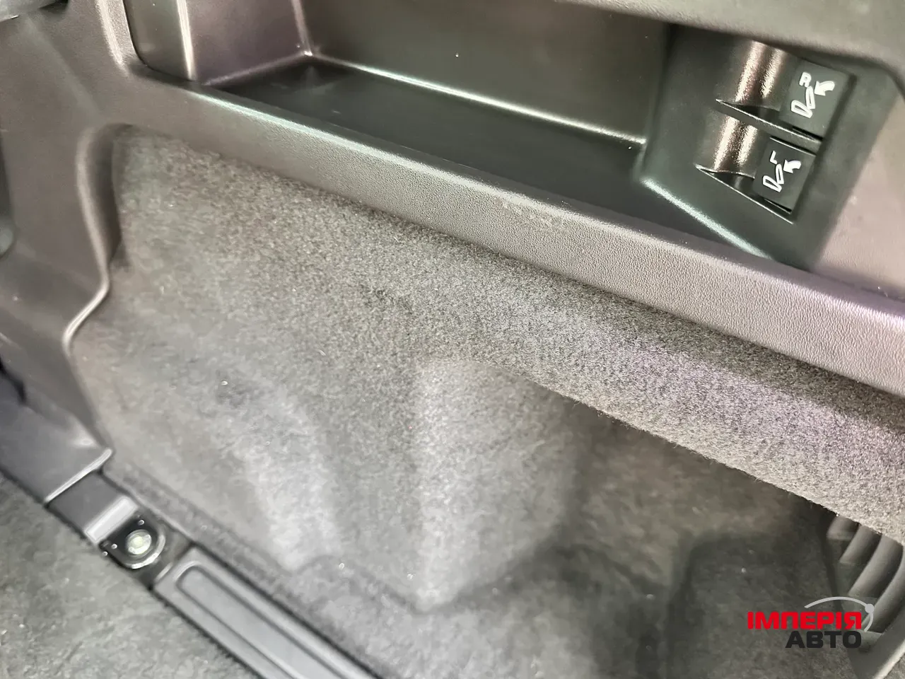 Land Rover Discovery Sport - фото 14