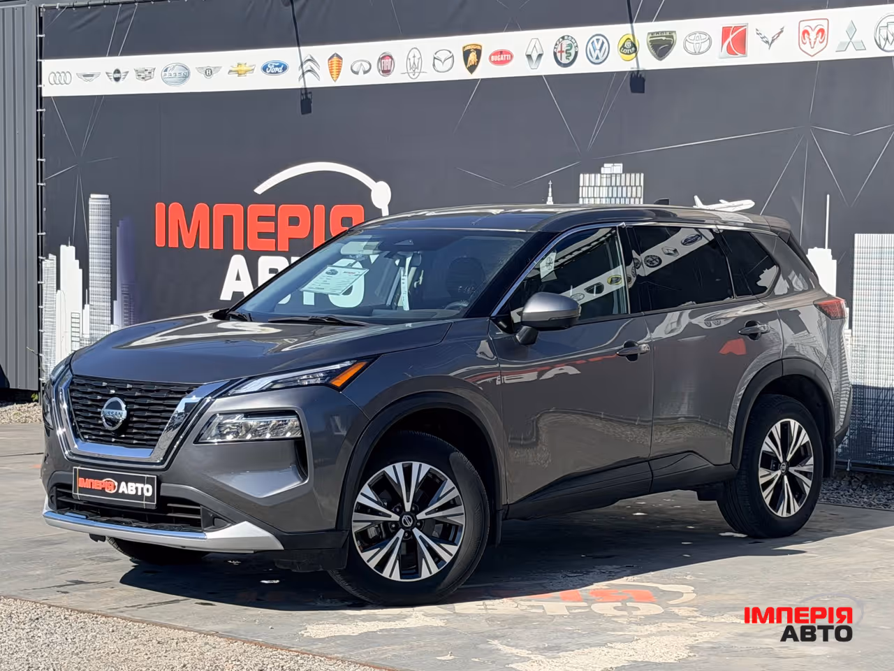 Nissan Rogue - фото 1
