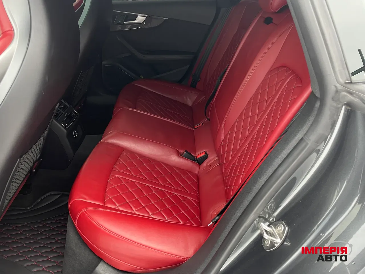 Audi S5 - фото 11