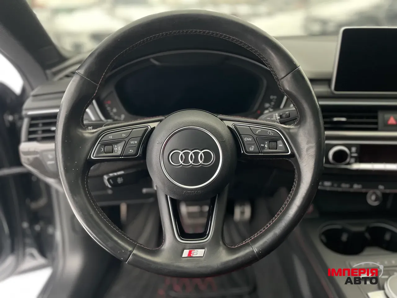 Audi S5 - фото 8