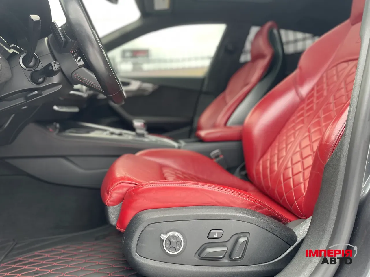 Audi S5 - фото 5