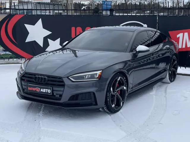 Audi S5 - фото 1