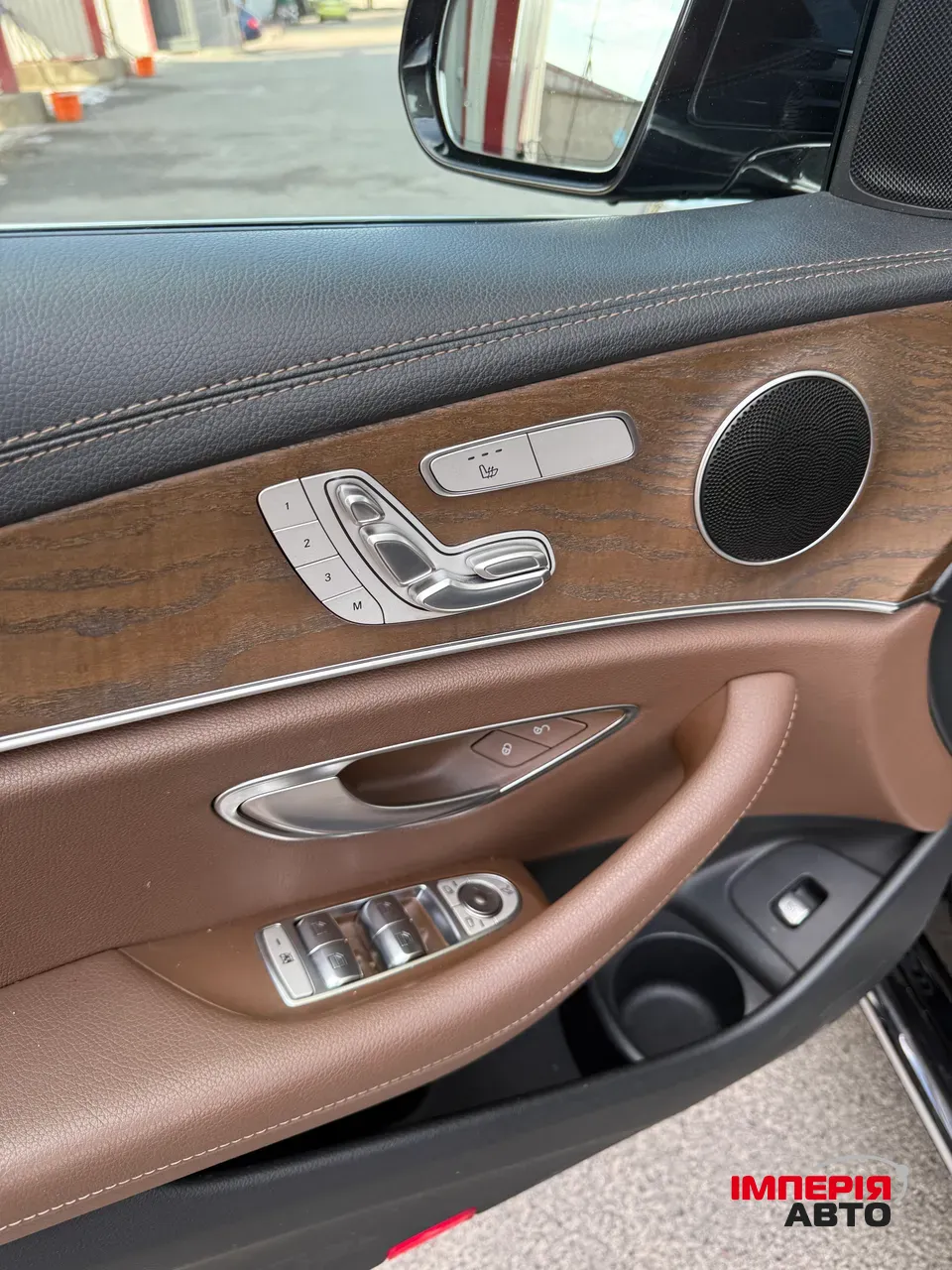 Mercedes-Benz E-Класс - фото 8