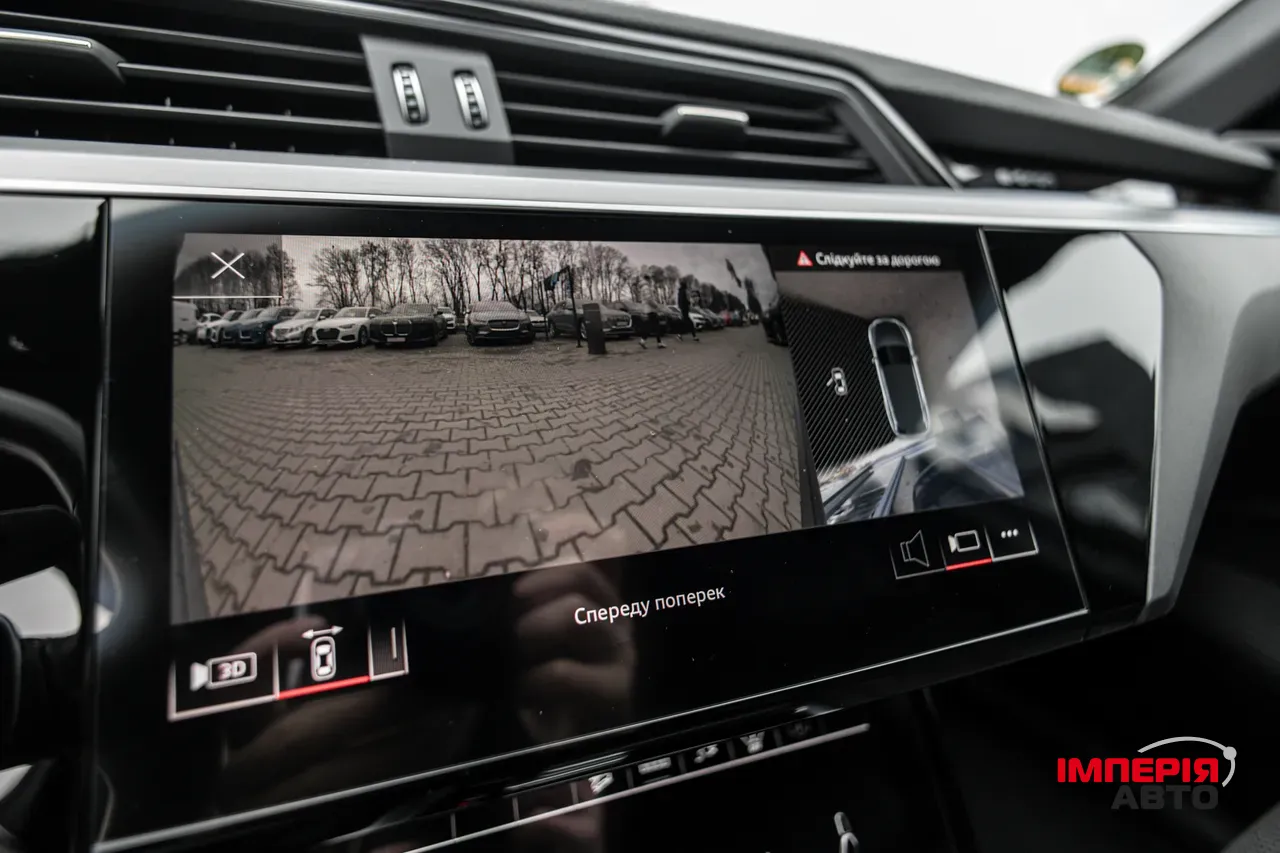 Audi e-tron - фото 57