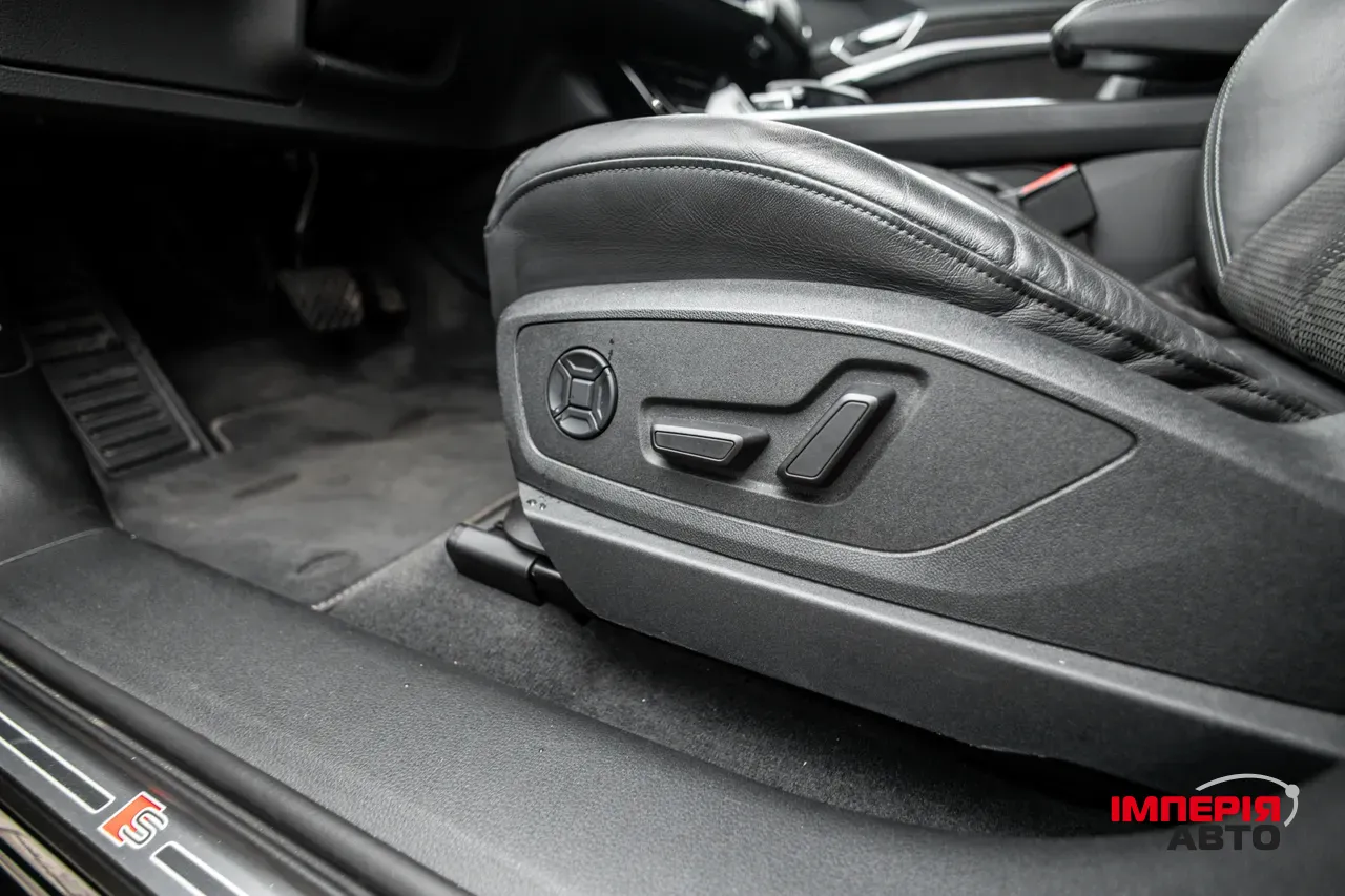 Audi e-tron - фото 44