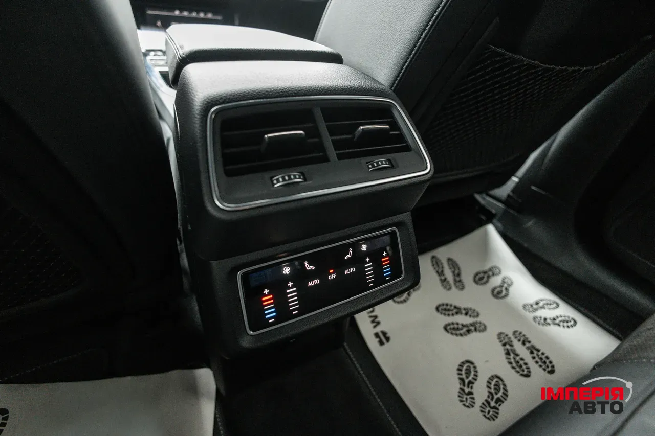 Audi e-tron - фото 48