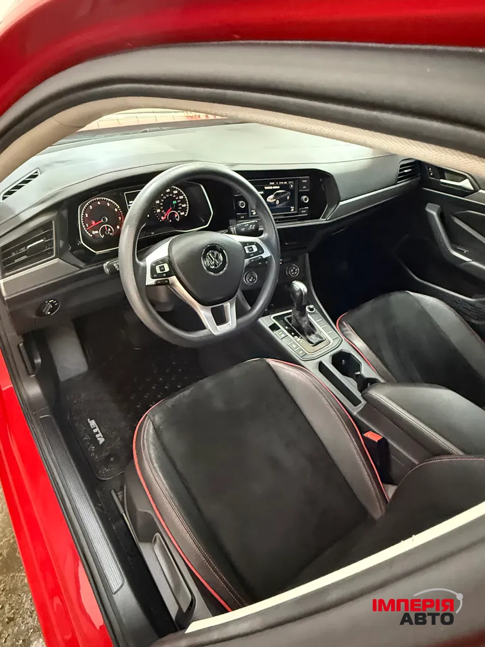 Volkswagen Jetta - фото 8