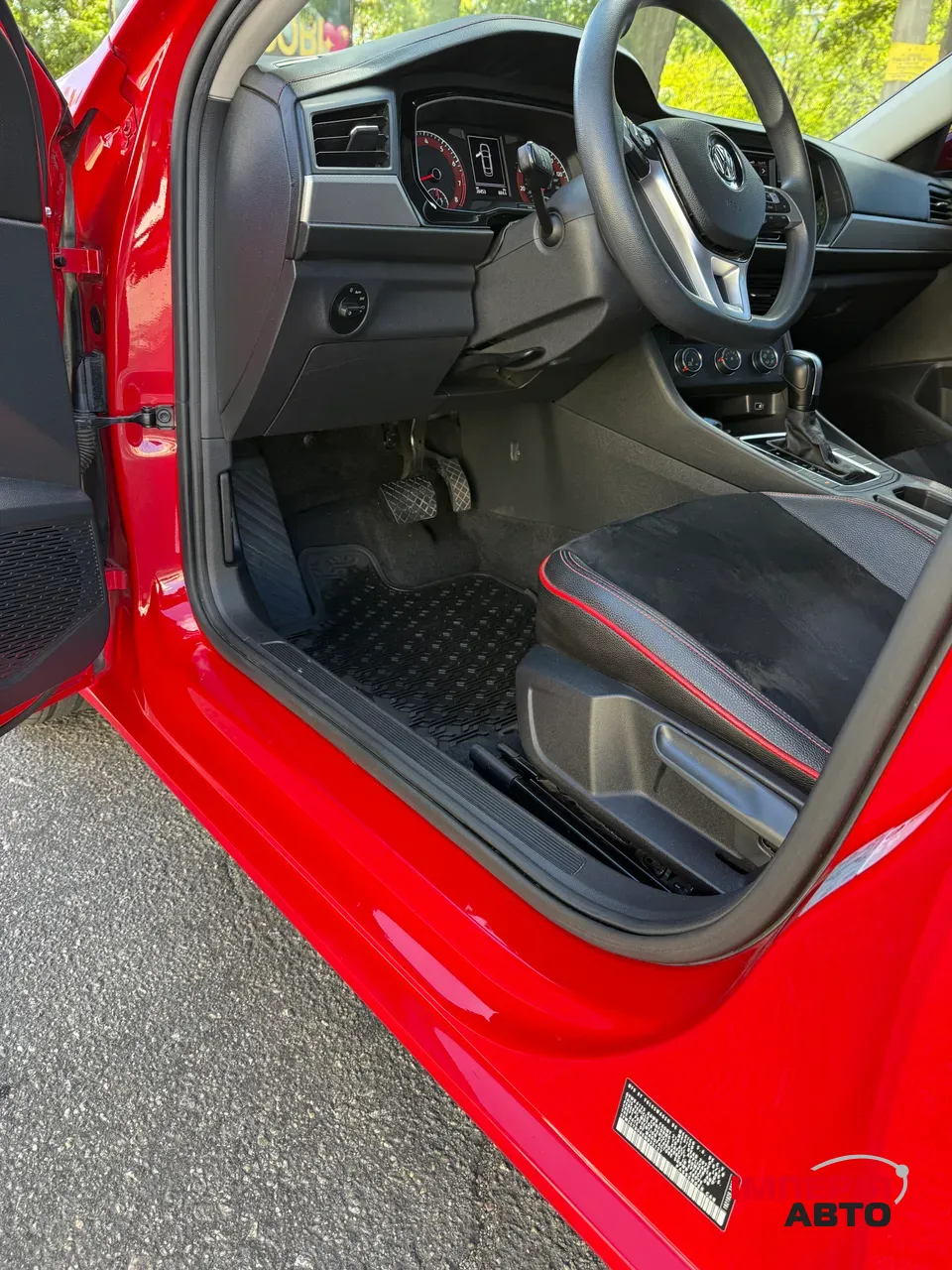 Volkswagen Jetta - фото 27