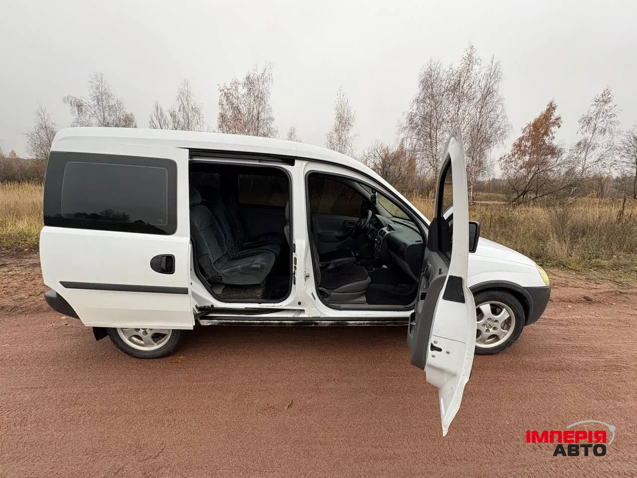 Opel Combo - фото 8