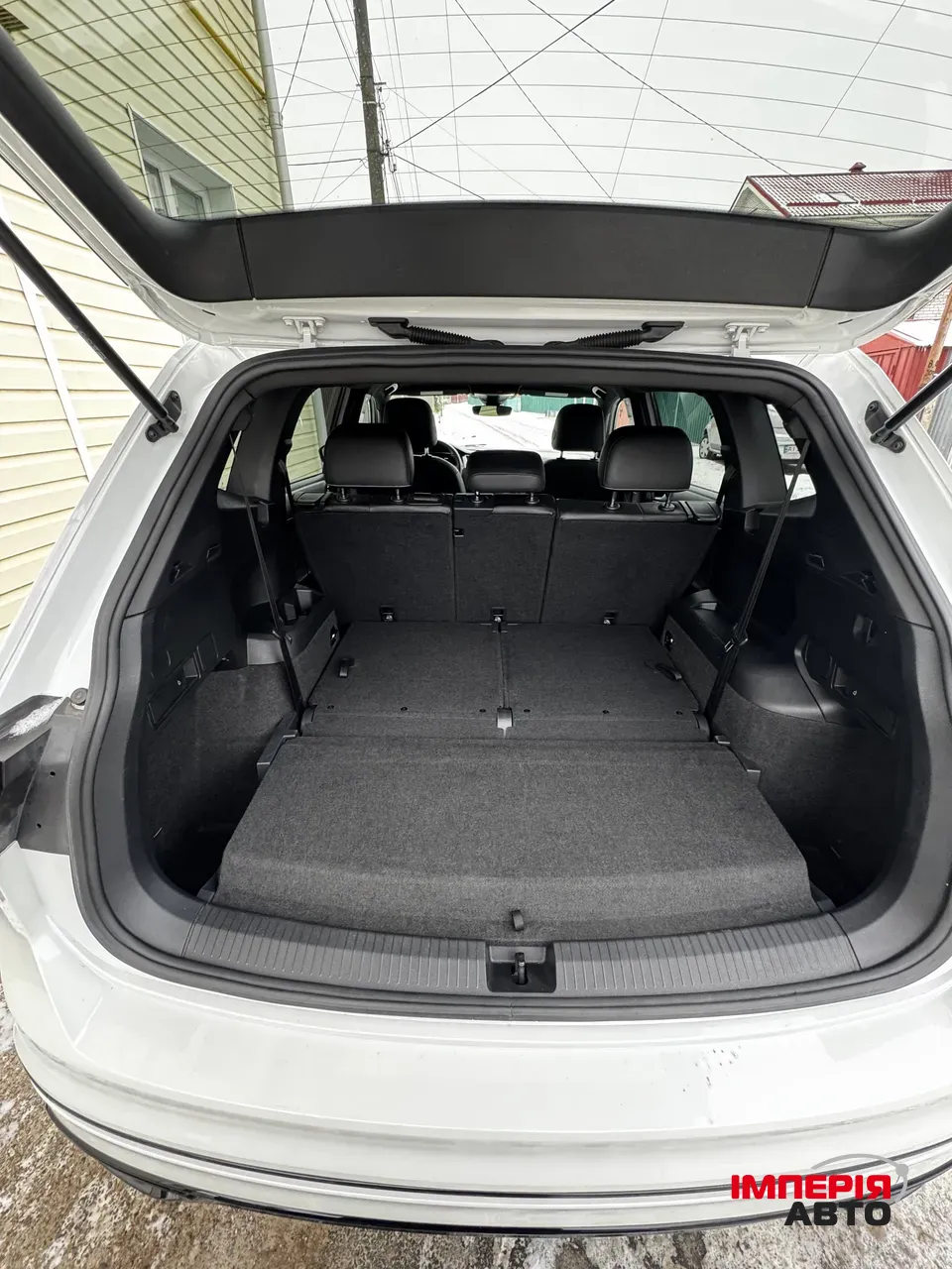 Volkswagen Tiguan - фото 24