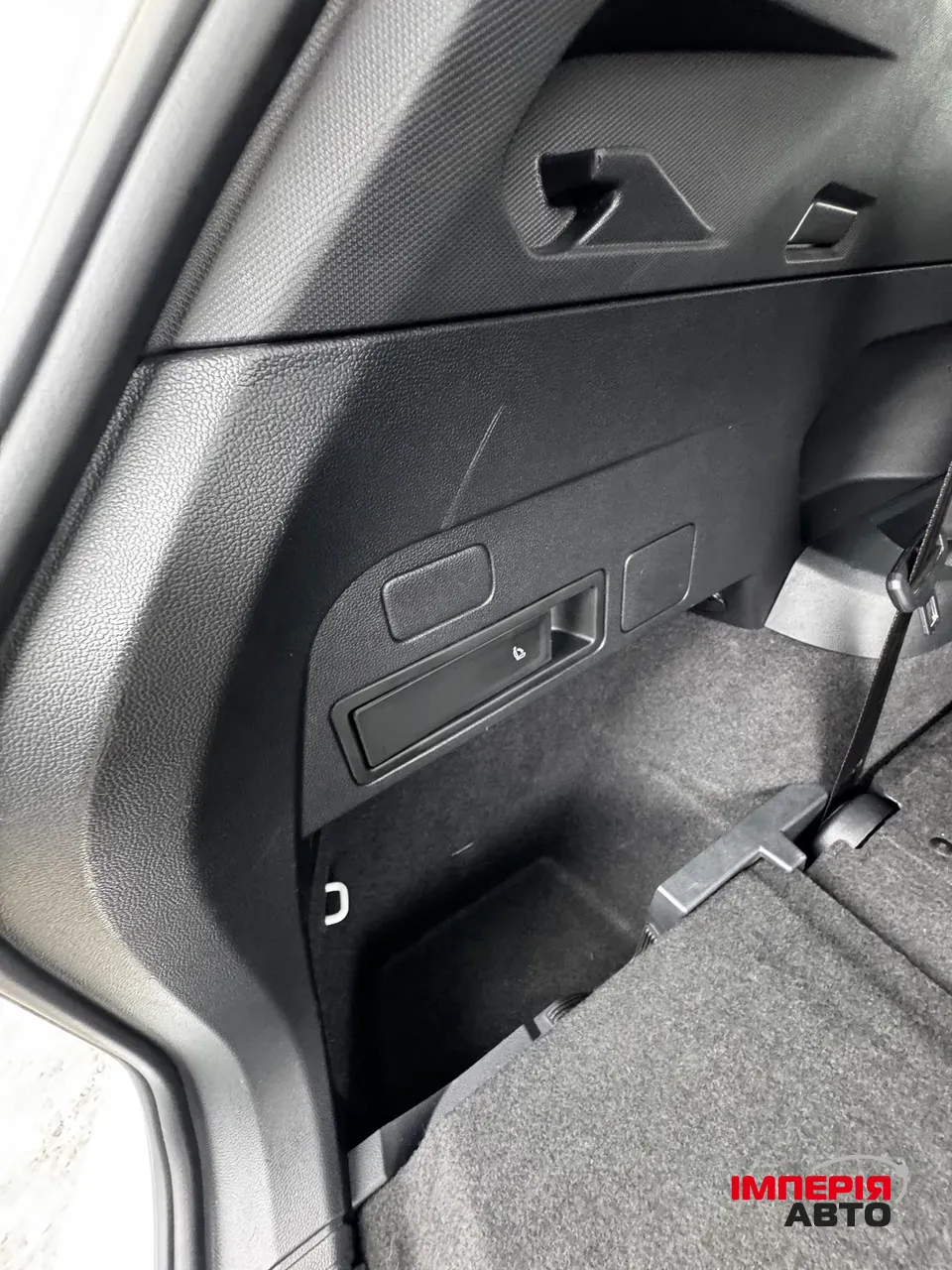 Volkswagen Tiguan - фото 27