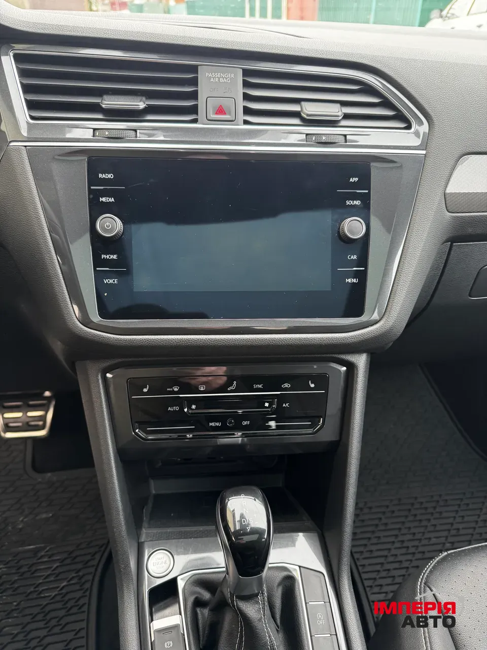 Volkswagen Tiguan - фото 15