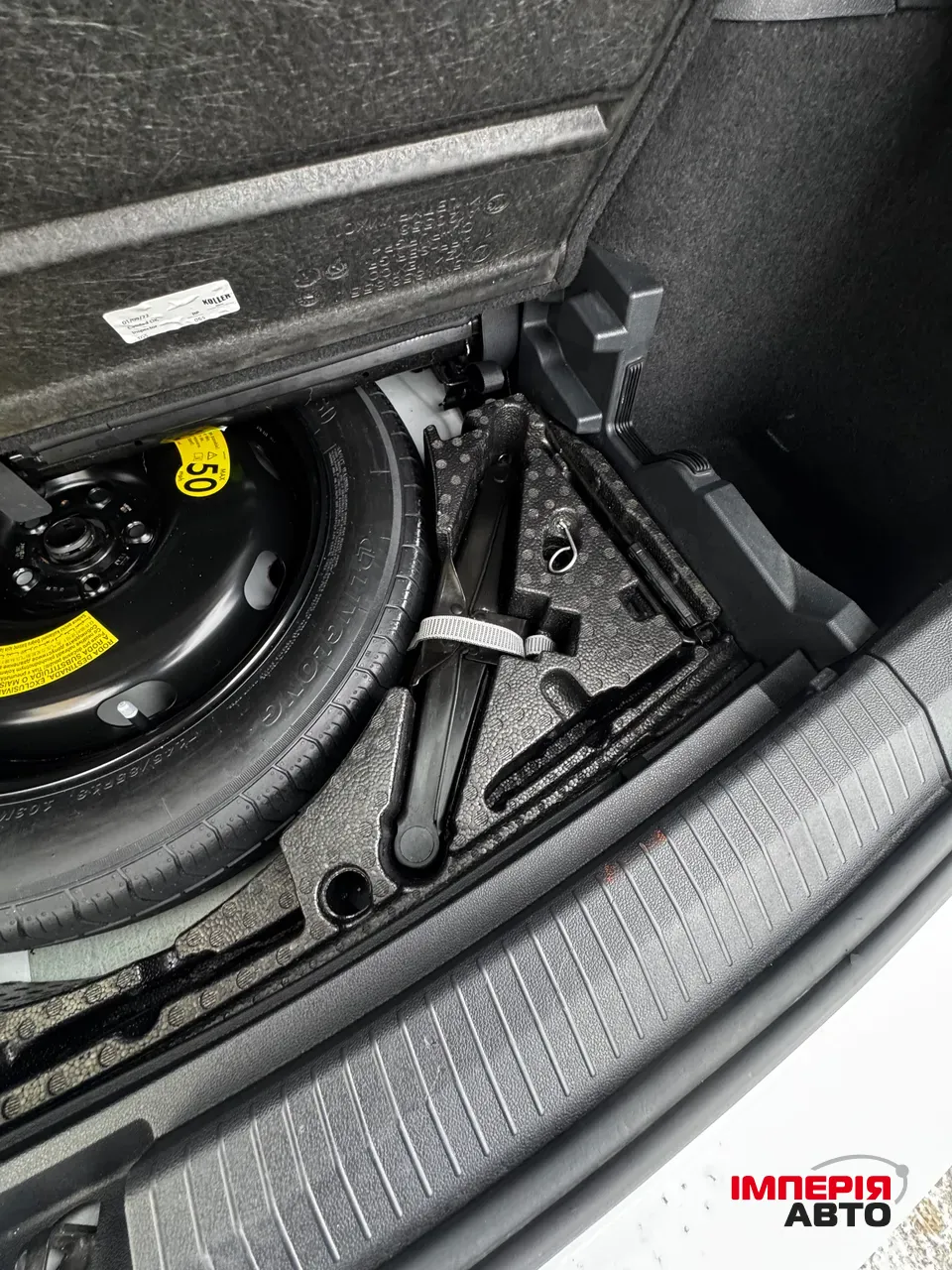 Volkswagen Tiguan - фото 26