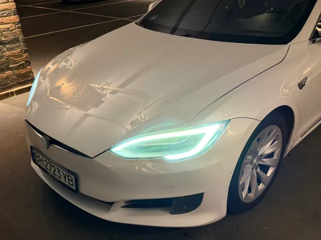 Tesla Model S - фото 5