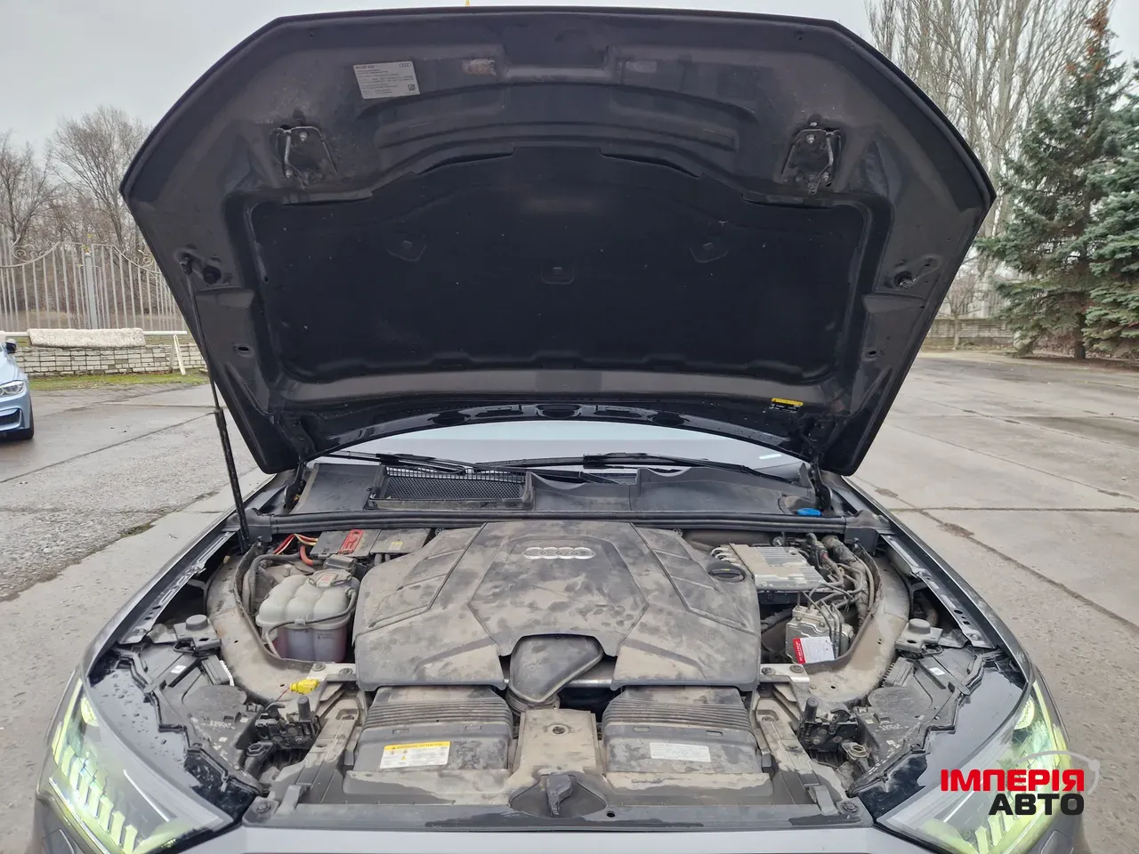 Audi Q7 - фото 43