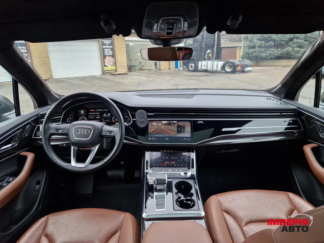 Audi Q7 - фото 32