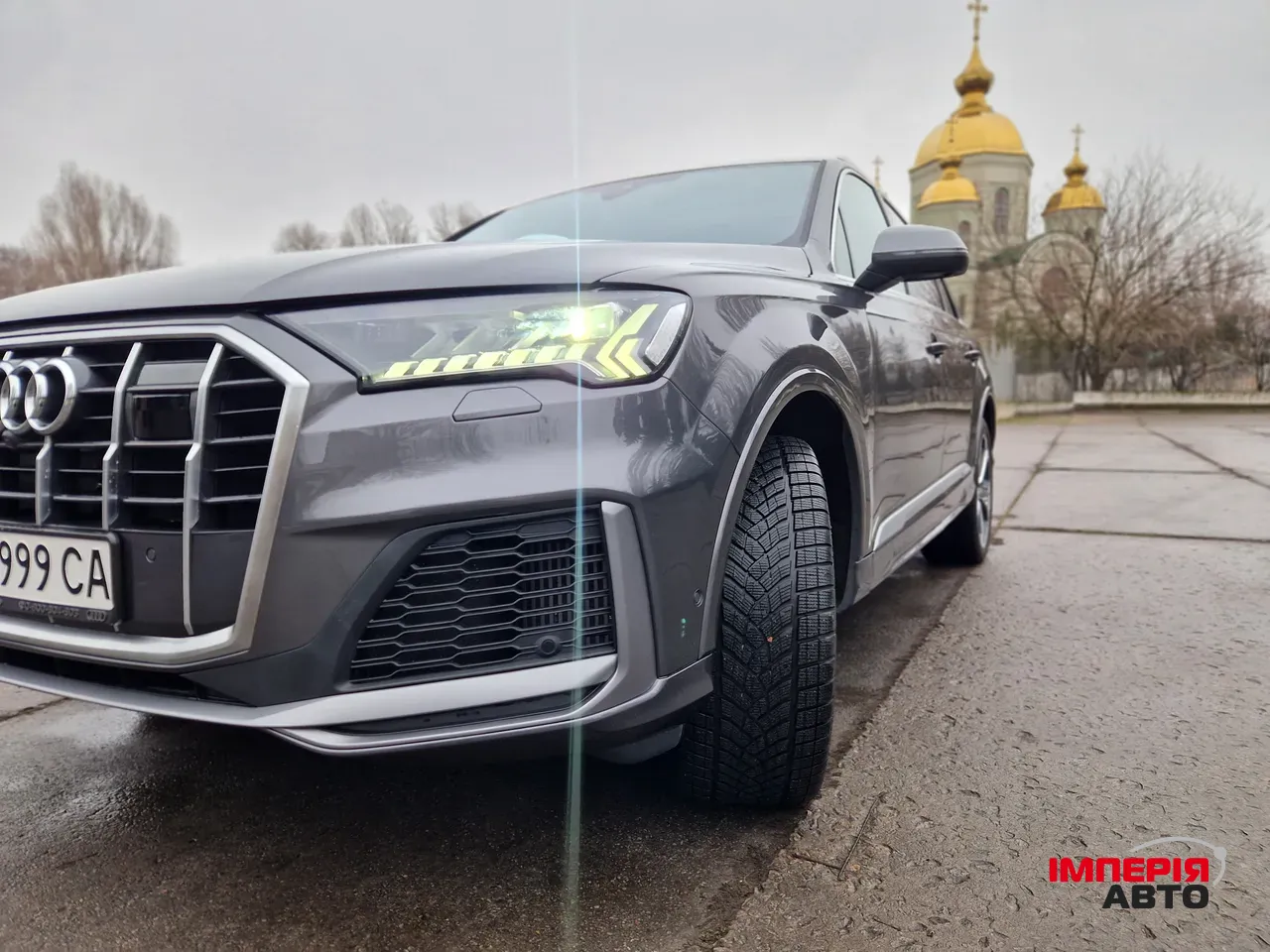 Audi Q7 - фото 9