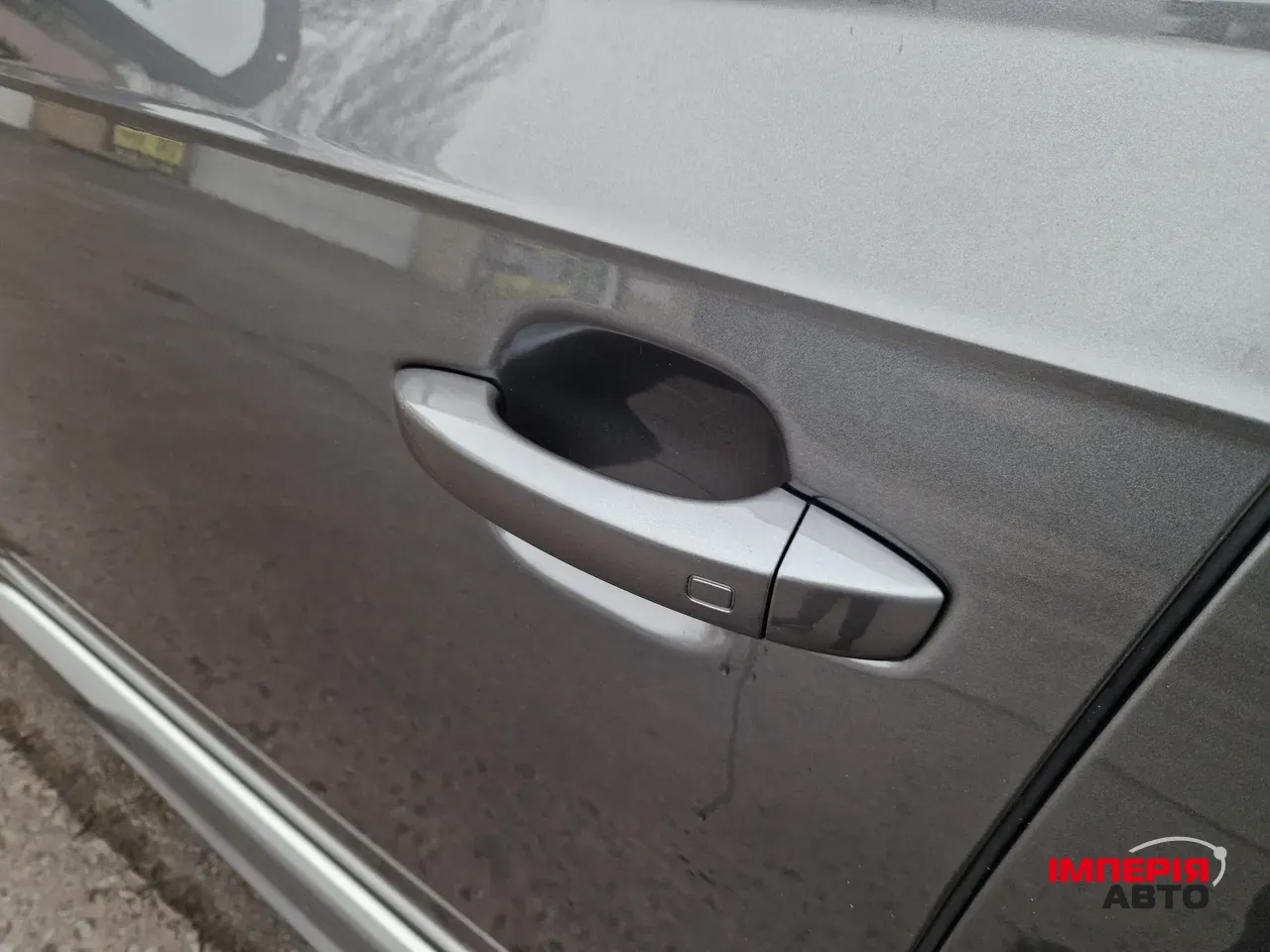 Audi Q7 - фото 13