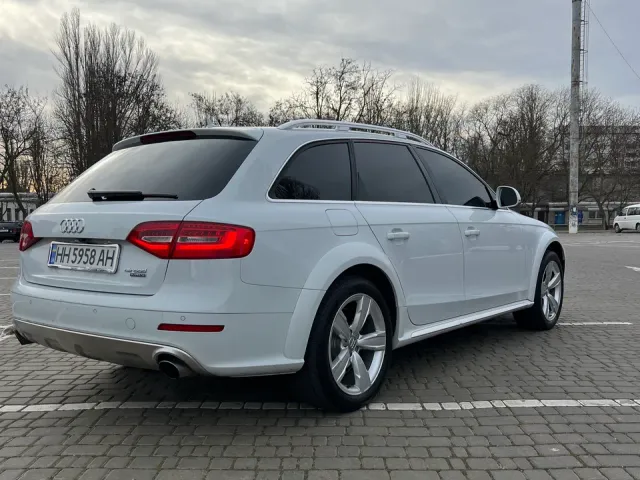 Audi A4 allroad - фото 5