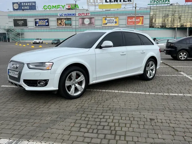 Audi A4 allroad - фото 3