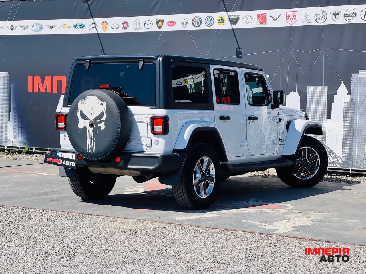 Jeep Wrangler - фото 6