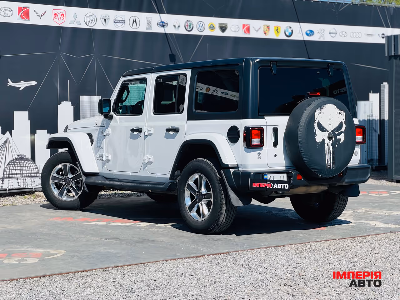 Jeep Wrangler - фото 5