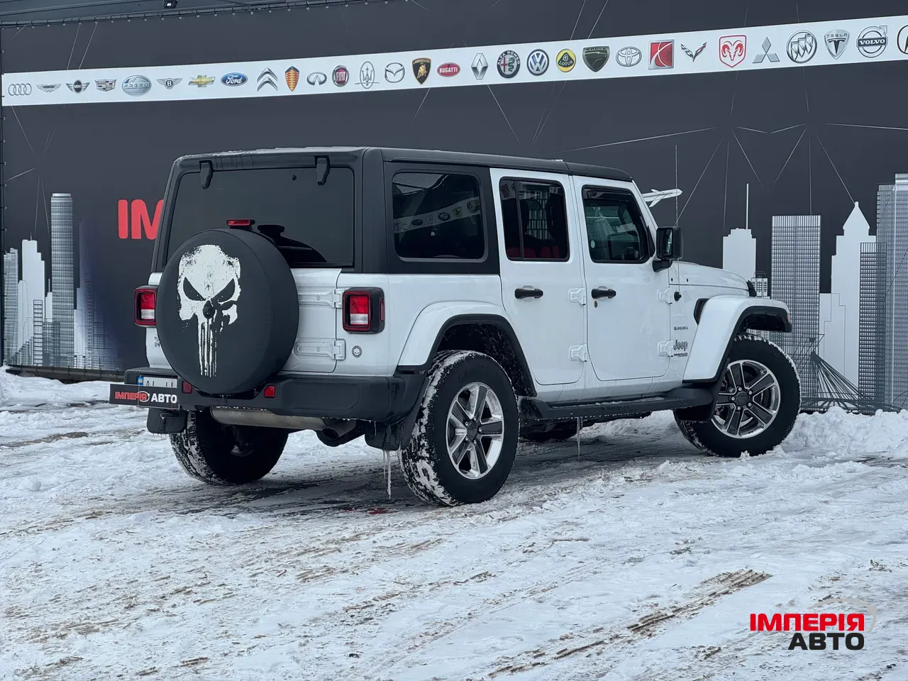 Jeep Wrangler - фото 6