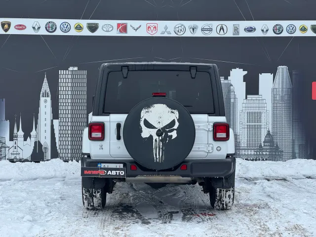 Jeep Wrangler - фото 4