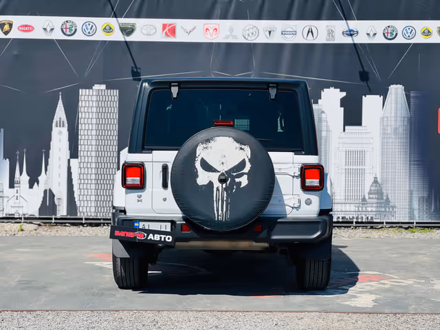 Jeep Wrangler - фото 4