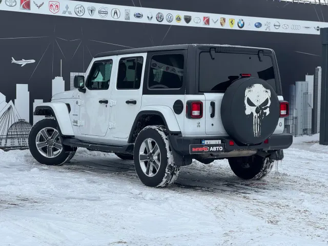 Jeep Wrangler - фото 5