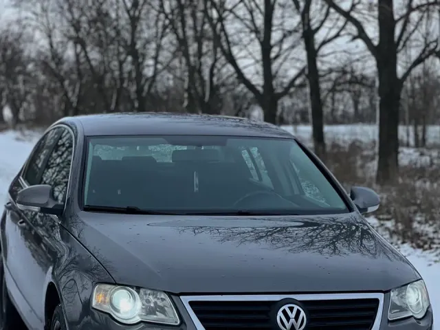 Volkswagen Passat - фото 2