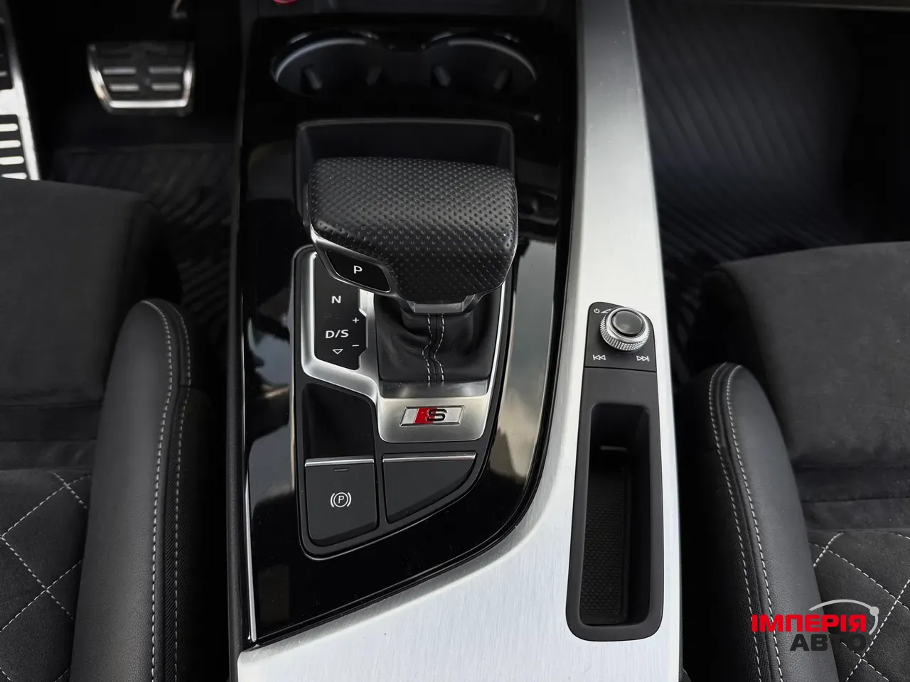 Audi S5 - фото 45