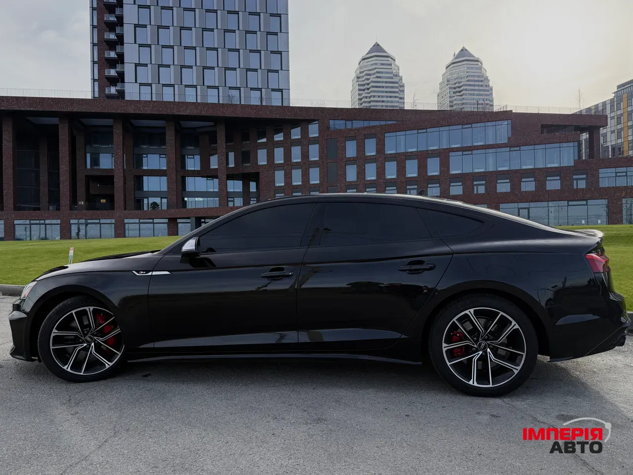 Audi S5 - фото 8