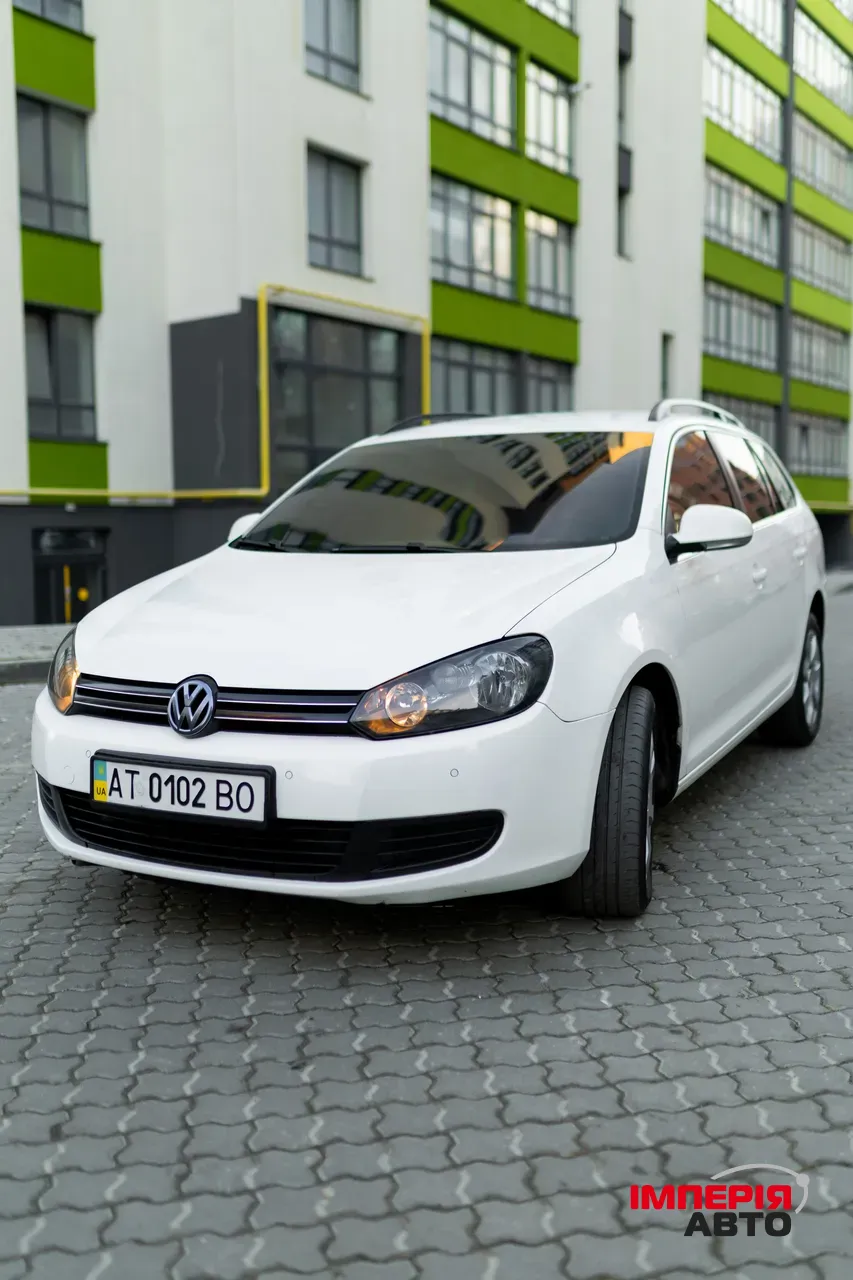 Volkswagen Golf - фото 13