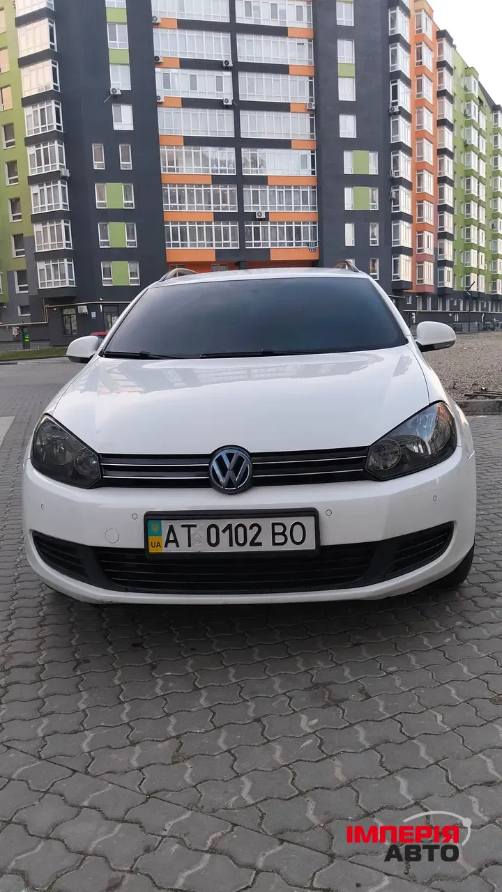 Volkswagen Golf - фото 1