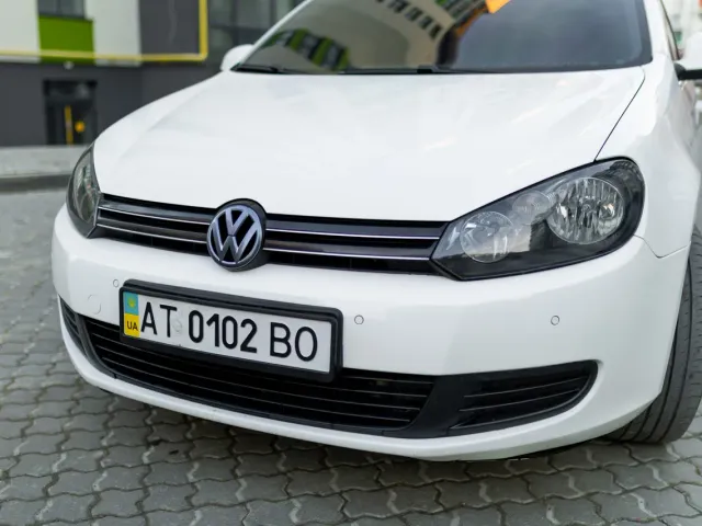 Volkswagen Golf - фото 3