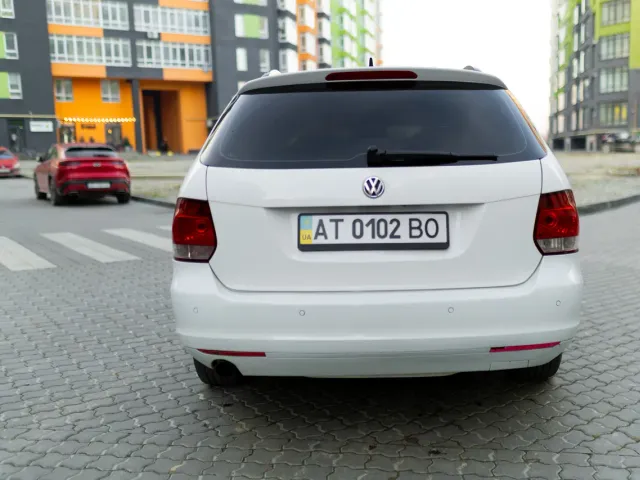 Volkswagen Golf - фото 5