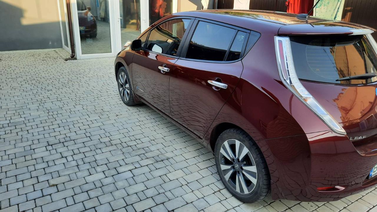 Nissan Leaf - фото 3