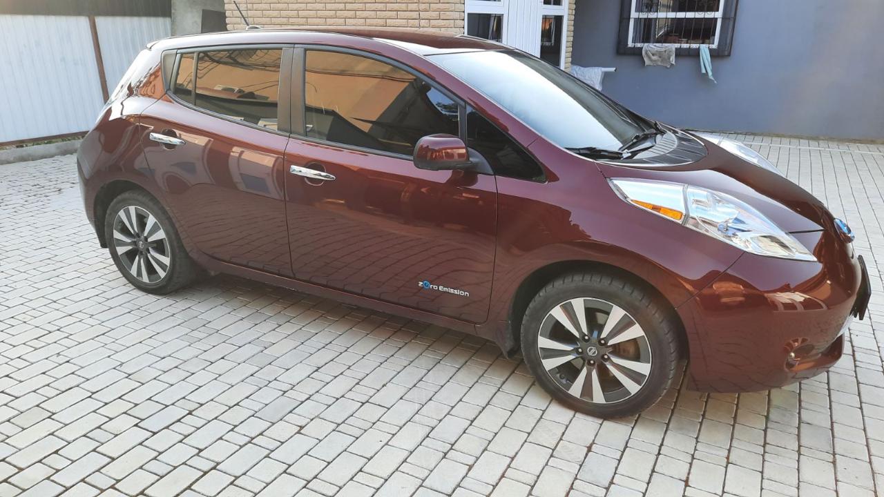 Nissan Leaf - фото 7