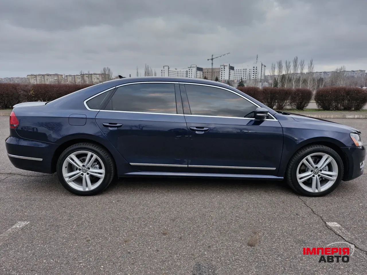 Volkswagen Passat - фото 7