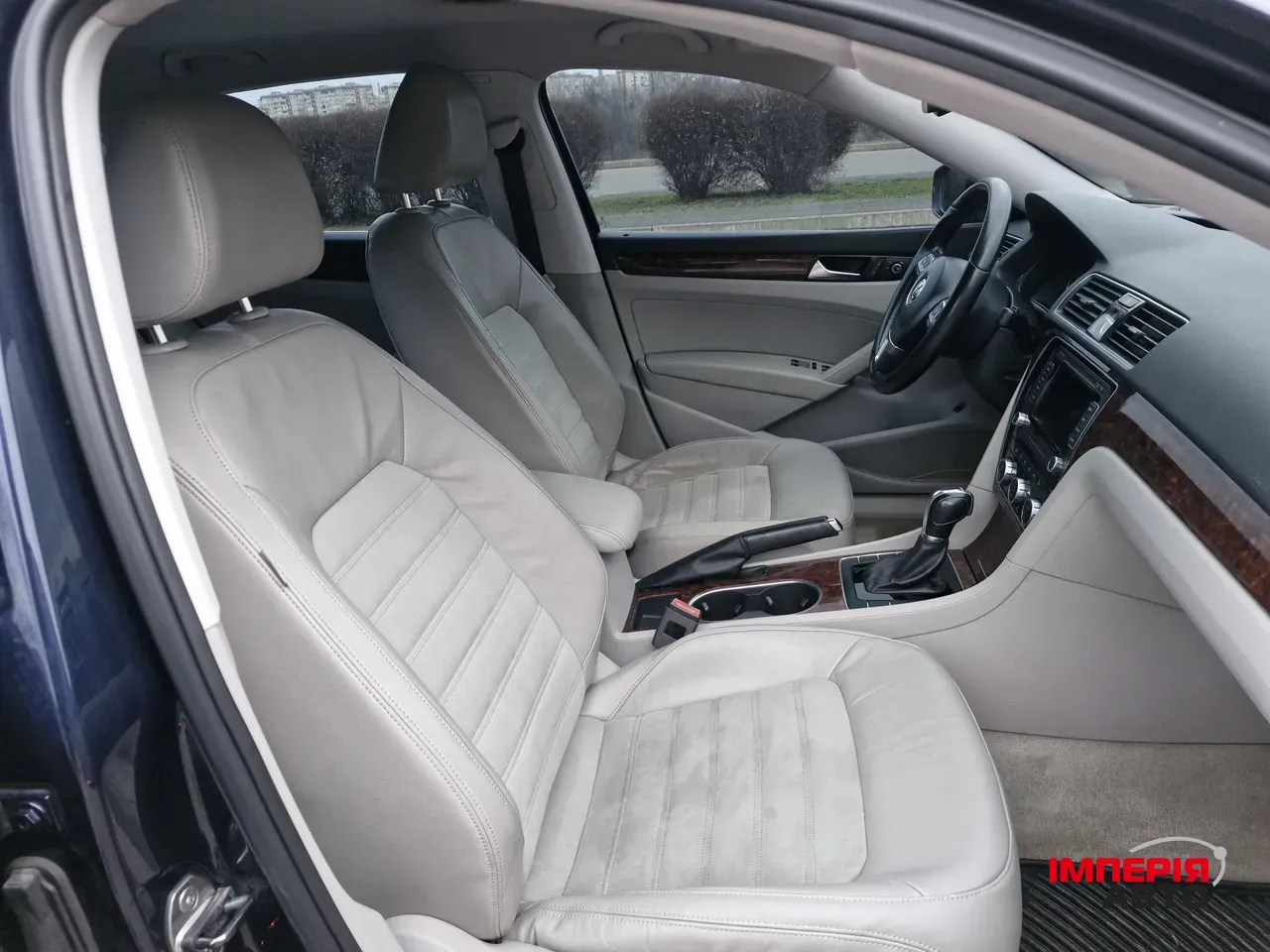 Volkswagen Passat - фото 6