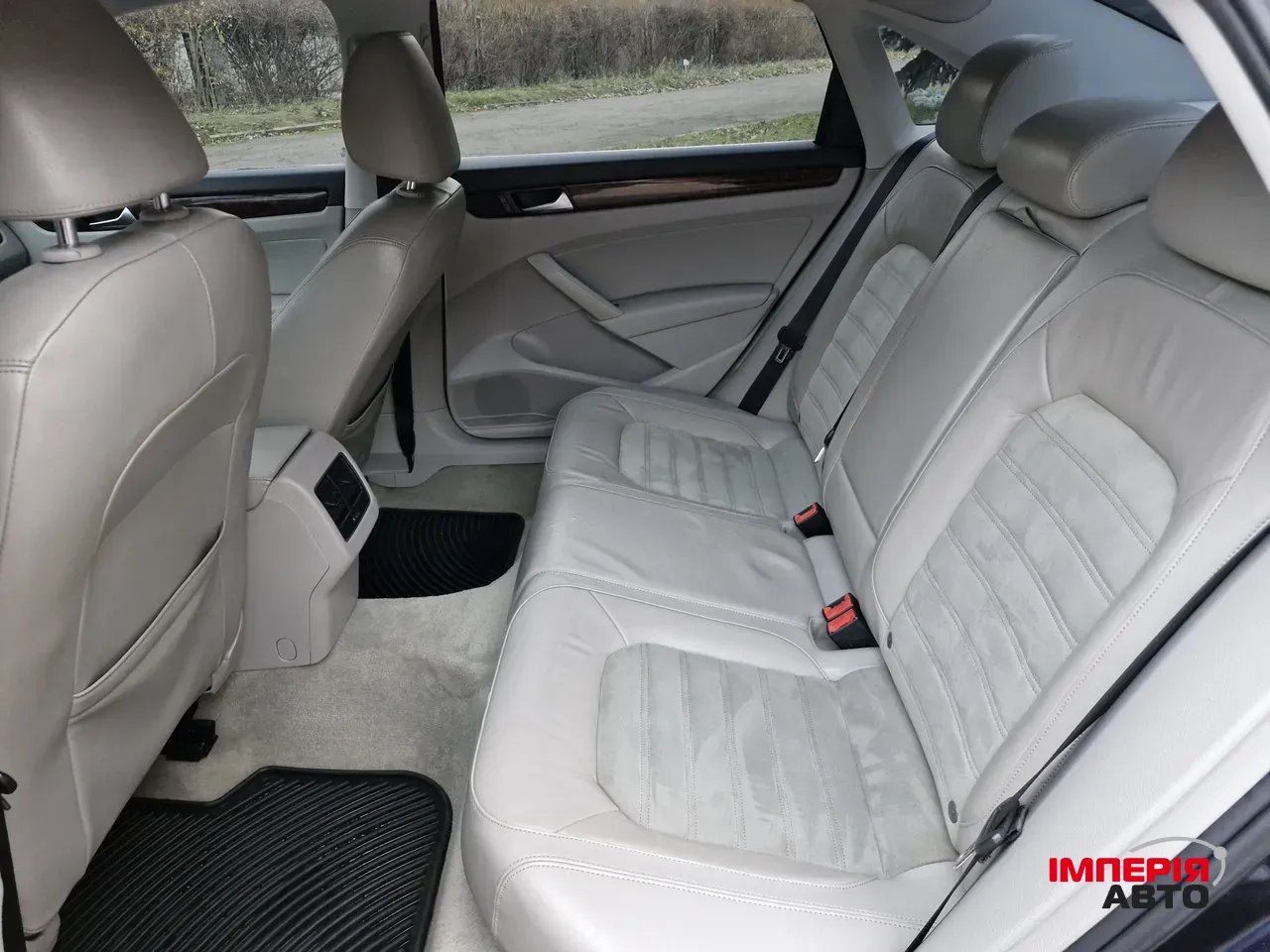 Volkswagen Passat - фото 15