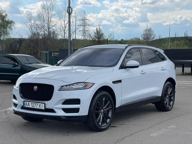 Jaguar F-Pace - фото 5